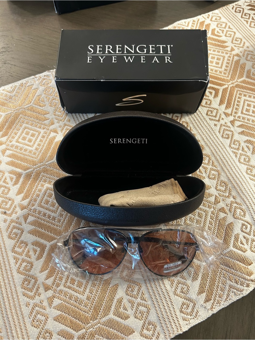Serengeti Aviator Sunglasses - Black Lenses with Dark Frames